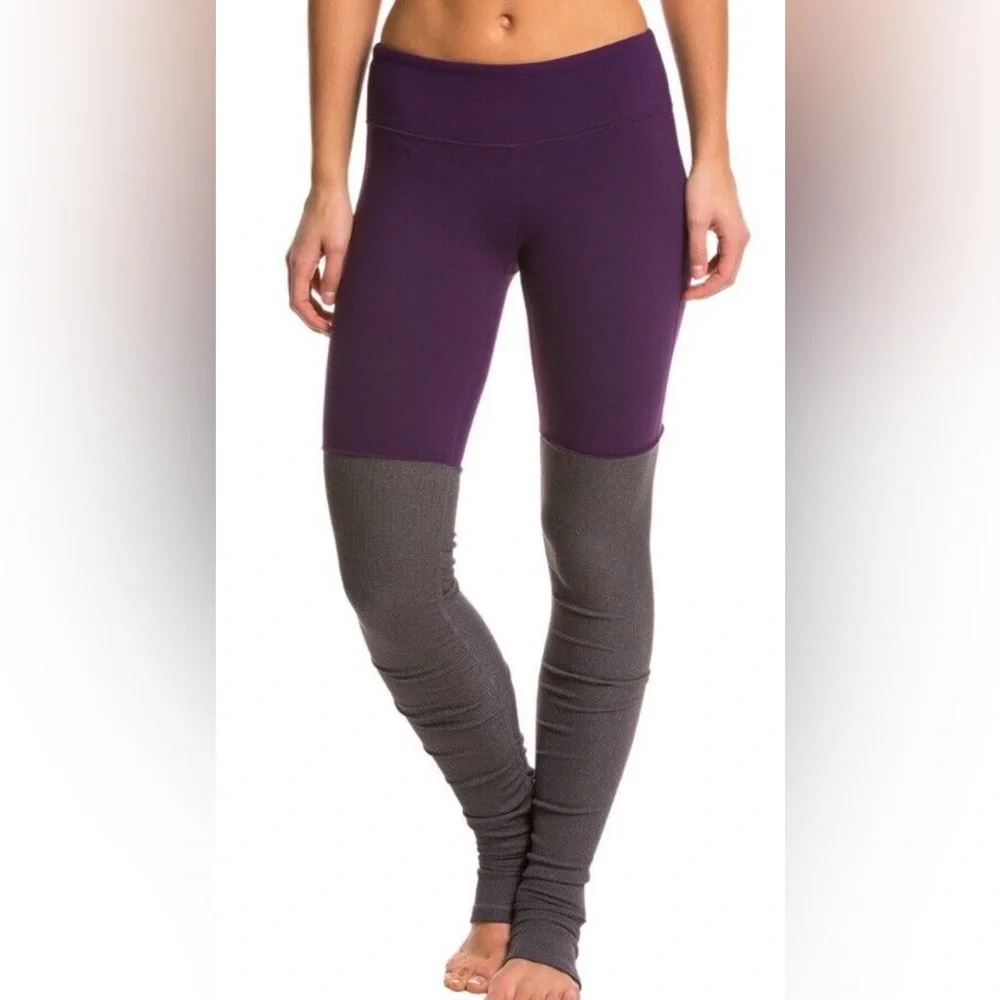Alo Yoga Goddess Leggings – Purple/Charcoal – Fits Like Small
